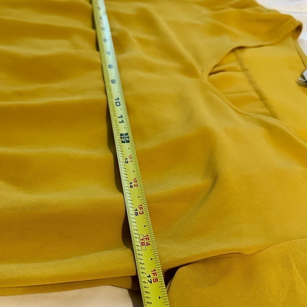 FREE* Naked Zebra Mid Sleeve High-Low Hem Blouse Yellow Semi Sheer - Picture 15 of 16